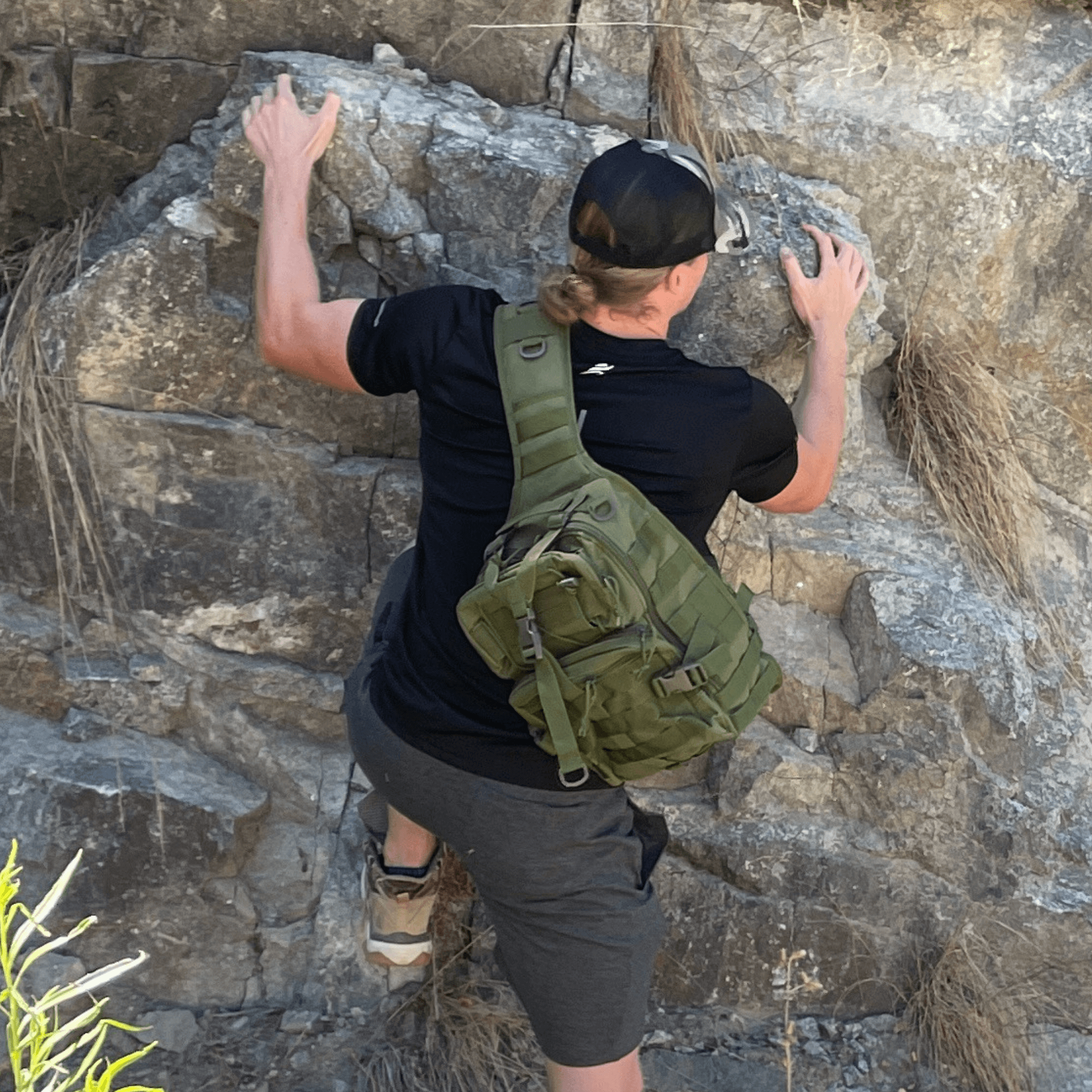 Tactical Sling Pack – Compact Military Shoulder Bag